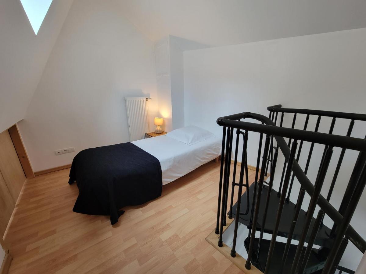 Loft 3 Du Temple Pour 4 Pers & Parking Apartamento Cambrai Exterior foto